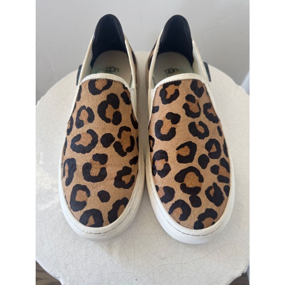 UGG ALAMEDA Spotty Leopard Print Slip-On Sneakers Tan Brown Calf Hair Size 8 EUC - Picture 2 of 12